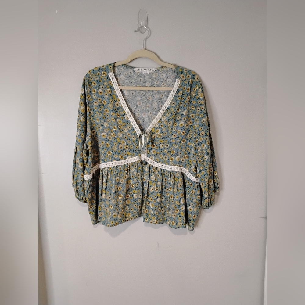 Vanilla Star Green Cream Peplum Blouse